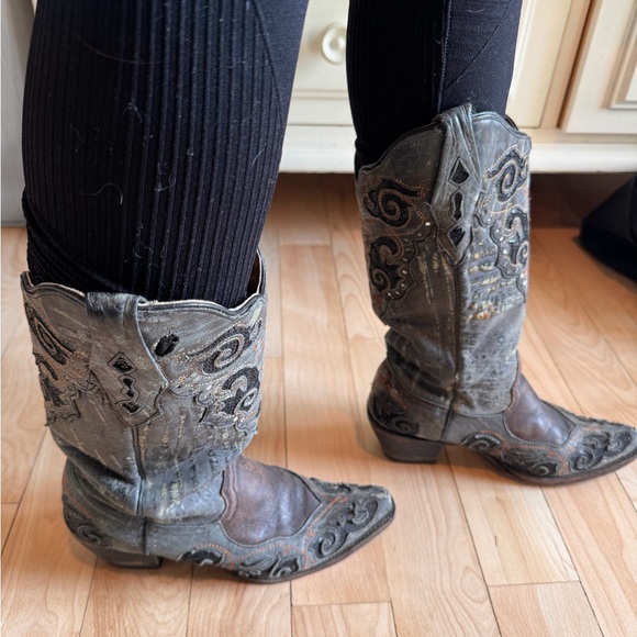 Corral Brown and Gray Embroidered Western Heeled Boots - Picture 2 of 5
